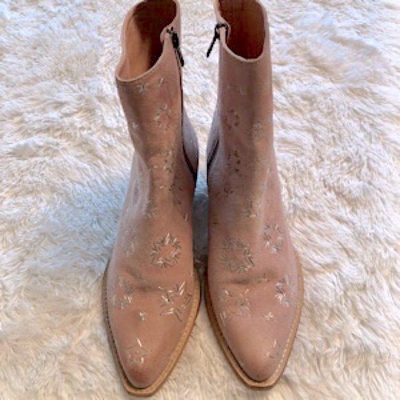 “NEW” Free People Bowers Embroidered Boot - Picture 4 of 13